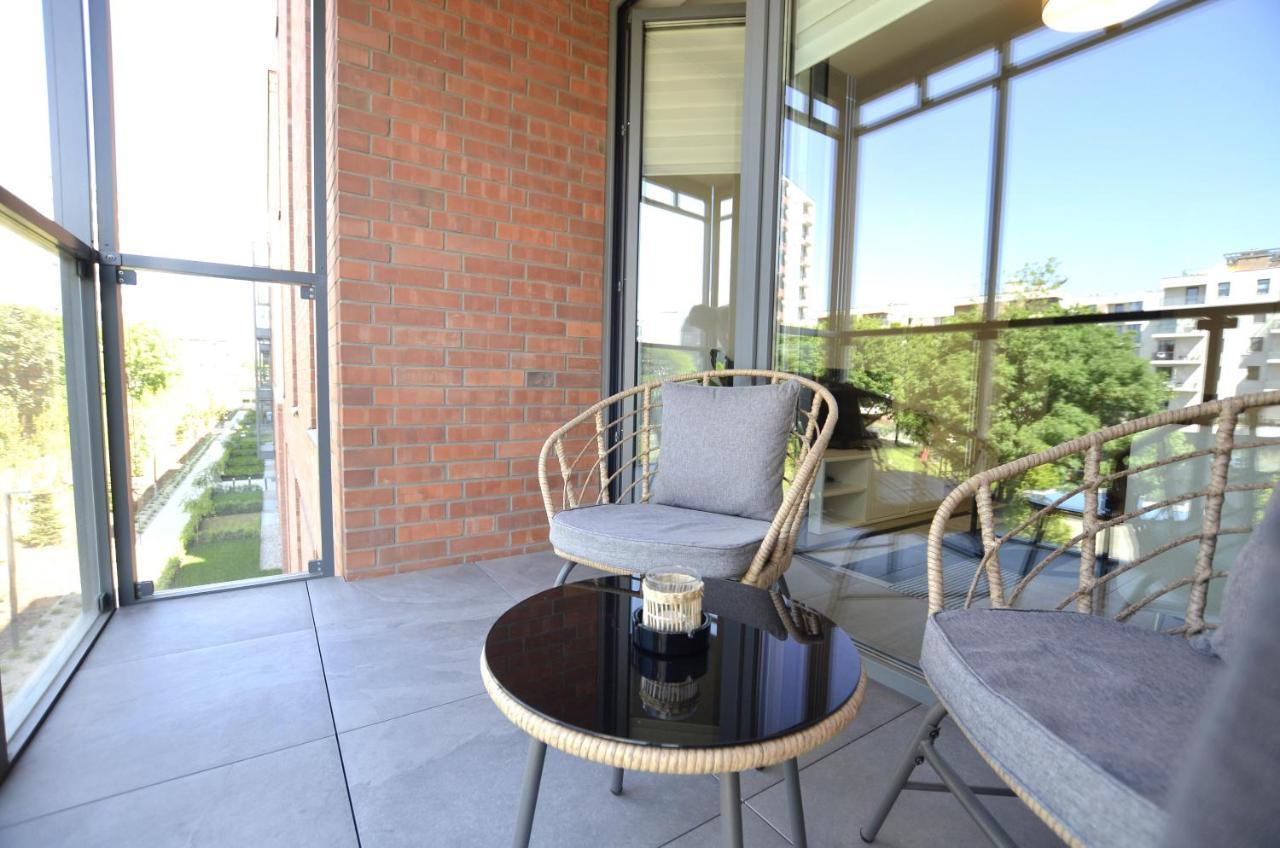 Green Estate Old Town Apartment, Private Parking, Balcony Gdansk Ngoại thất bức ảnh