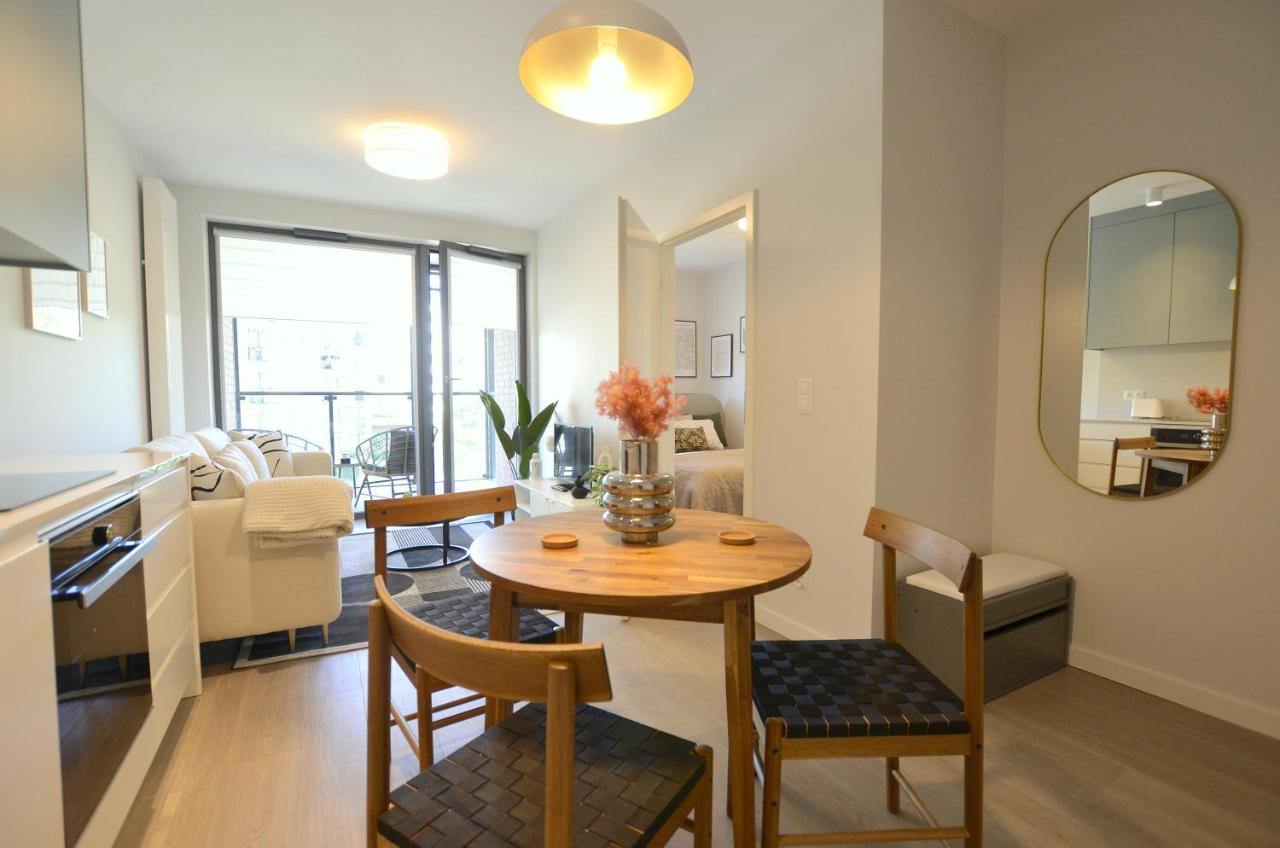 Green Estate Old Town Apartment, Private Parking, Balcony Gdansk Ngoại thất bức ảnh